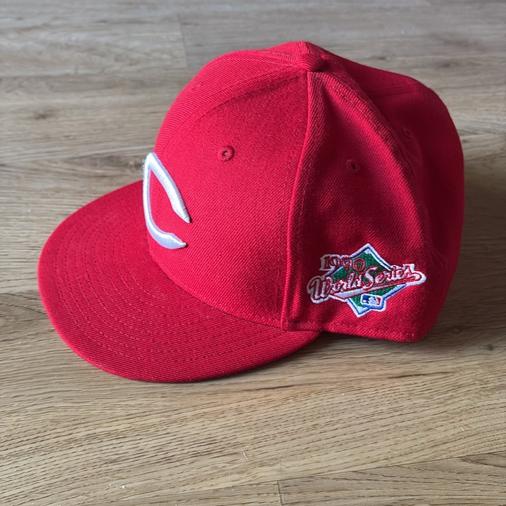 Cincinnati Reds New Era Fitted Hat Size 7 3/4
